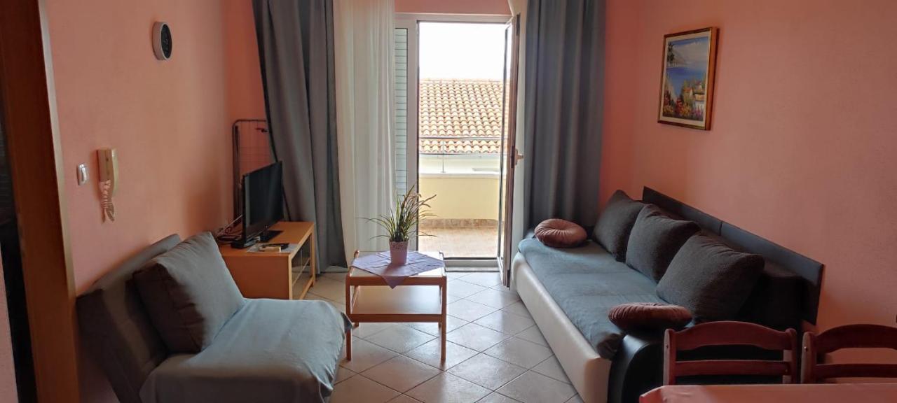 Villa Dm Baška Voda Exteriér fotografie
